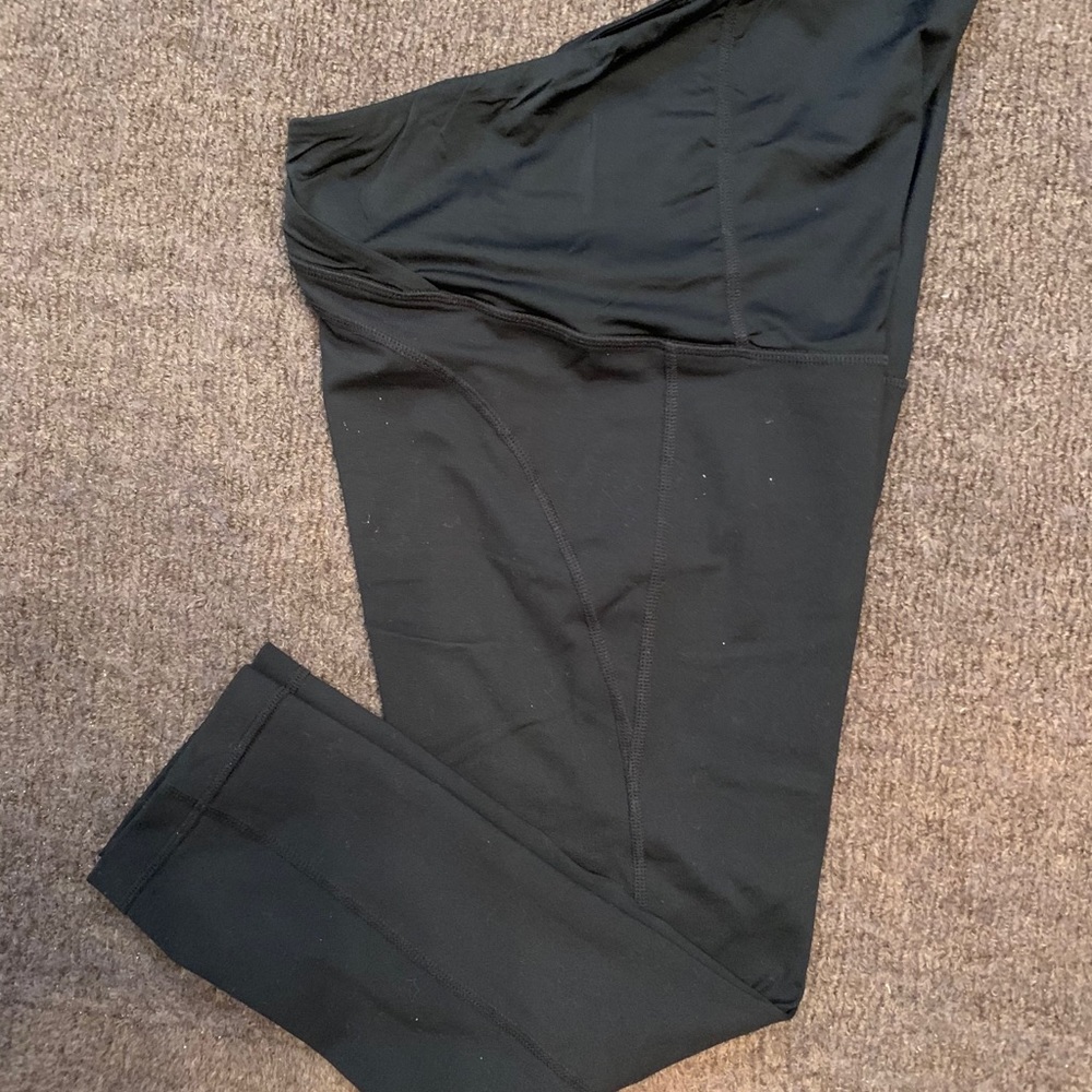 MATERNITY Black Cropped Leggings